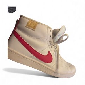 Nike Court Royale 2 Mid Sneaker Women 9 White w/Pink Swoosh Hightop